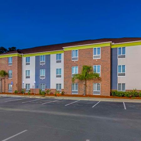 Comfort Inn & Suites Brunswick Exterior photo