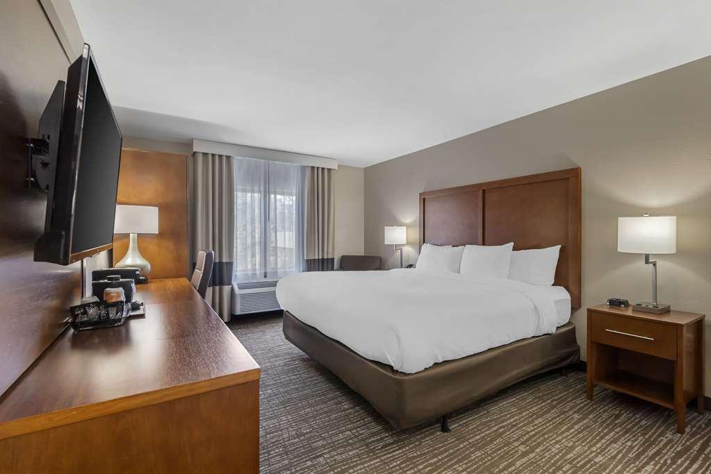 Comfort Inn & Suites Brunswick Room photo